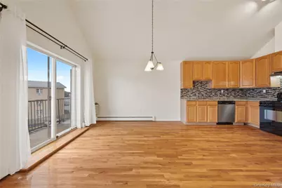 10 Pennyfield Ave Avenue #5C, Bronx, NY 10465 - Photo 5