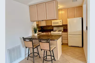 6 Morley Circle, Melville, NY 11747 - Photo 5