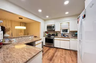 55 Keller St, Valley Stream, NY 11580 - Photo 5