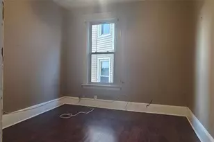 27 Franklin St, Poughkeepsie, NY 12601 - Photo 3