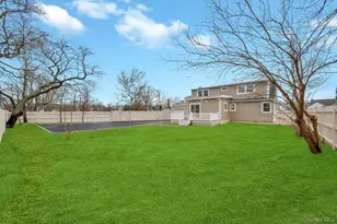 92 Sunset Rd, Bay Shore, NY 11706 - Photo 11