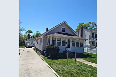 27 Coolidge Avenue, Amityville, NY 11701 - Photo 1