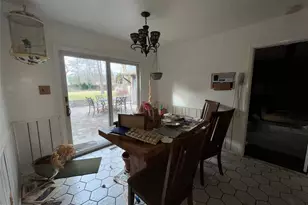 15 Wildwood Dr, Dix Hills, NY 11746 - Photo 7