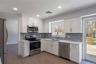 85 Drew Dr, Eastport, NY 11941 - Photo 3