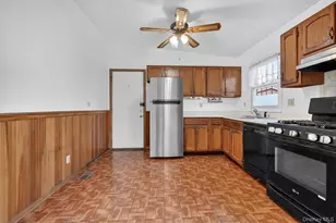 895 E 172nd St, Bronx, NY 10460 - Photo 9