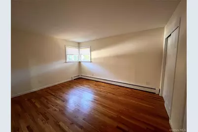 22 William Street, East Northport, NY 11731 - Photo 7