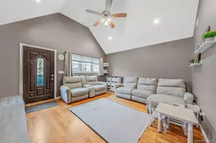 15-15 Cross Bay Blvd, Far Rockaway, NY 11693 - Photo 3