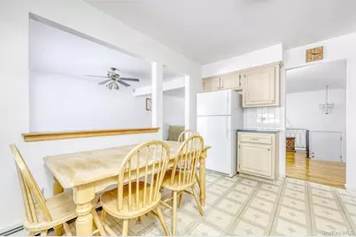 11 Pine Tree Court, Valley Cottage, NY 10989 - Photo 9