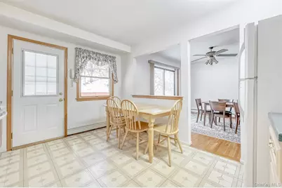 11 Pine Tree Court, Valley Cottage, NY 10989 - Photo 7