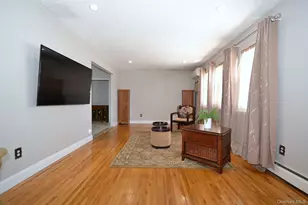 9 Tory Ct, Holbrook, NY 11741 - Photo 3