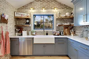 97 Bar Beach Rd, Port Washington, NY 11050 - Photo 13