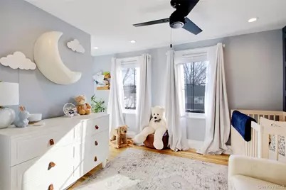 97 Bar Beach Road, Port Washington, NY 11050 - Photo 23