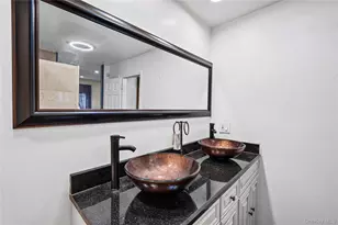 12 Yellowstone Ct, Coram, NY 11727 - Photo 17