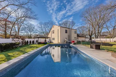 12 Yellowstone Court, Coram, NY 11727 - Photo 31