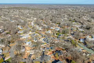 12 Yellowstone Ct, Coram, NY 11727 - Photo 37