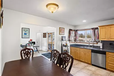 12 Yellowstone Court, Coram, NY 11727 - Photo 13