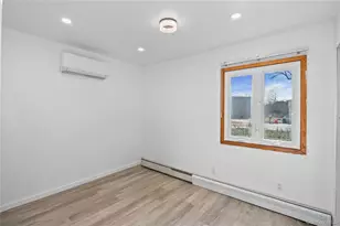 12 Yellowstone Ct, Coram, NY 11727 - Photo 19