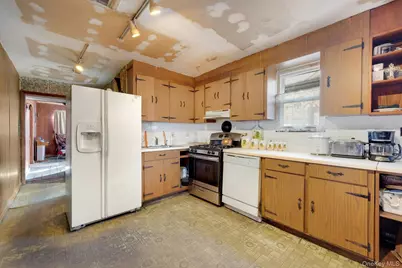 188 Edgewater Park #D, Bronx, NY 10465 - Photo 9