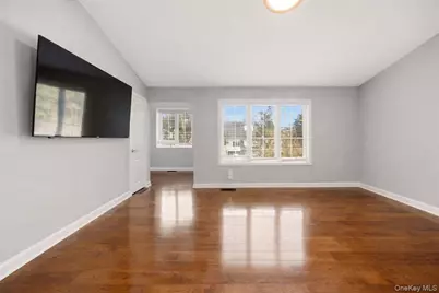 42 Clarewood Drive, Hastings on Hudson, NY 10706 - Photo 13