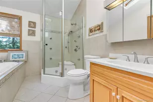 306 Versa Pl, Sayville, NY 11782 - Photo 21