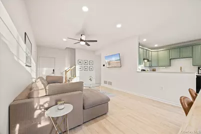 917 Balsam Drive, New Windsor, NY 12553 - Photo 3