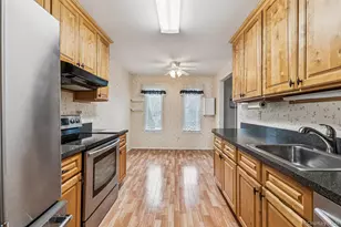 901 Fenway Rd, Saint James, NY 11780 - Photo 9