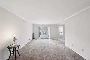 901 Fenway Rd, Saint James, NY 11780 - Photo 5