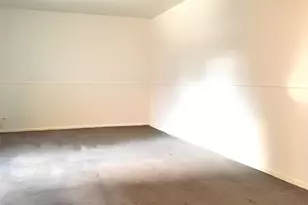 91-10 32nd Ave, East Elmhurst, NY 11369 - Photo 7