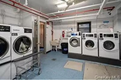 91-10 32nd Avenue #E306, East Elmhurst, NY 11369 - Photo 11