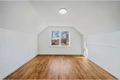 8 Rockaway Avenue, Westbury, NY 11590 - Photo 13