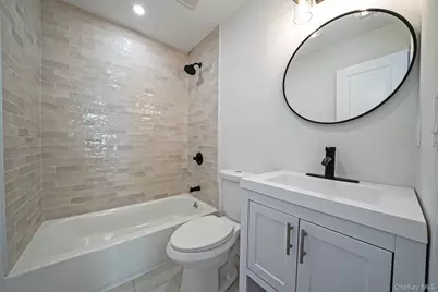 8 Rockaway Avenue, Westbury, NY 11590 - Photo 9