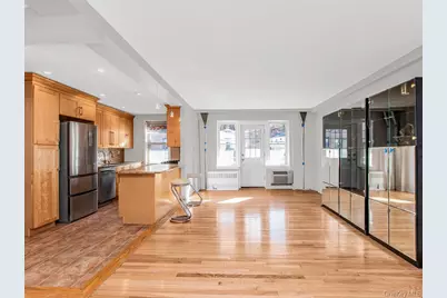 709 Warburton Ave #3B, Yonkers, NY 10701 - Photo 3