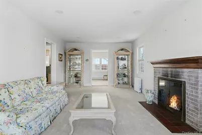 82 Spruce Avenue, Floral Park, NY 11001 - Photo 9