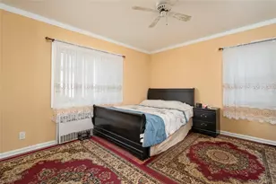 30 1st St, New Hyde Park, NY 11040 - Photo 11