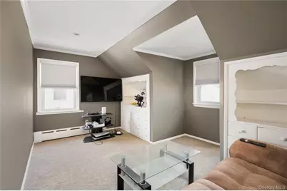 30 1st Street, New Hyde Park, NY 11040 - Photo 13