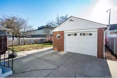 30 1st Street, New Hyde Park, NY 11040 - Photo 21