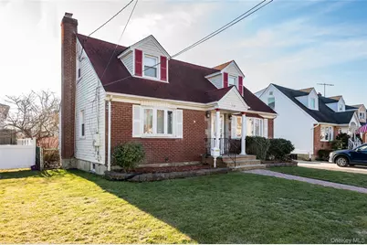 30 1st Street, New Hyde Park, NY 11040 - Photo 3