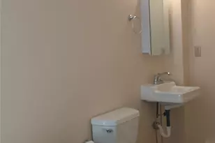 70 Academy Ave, Middletown, NY 10940 - Photo 5