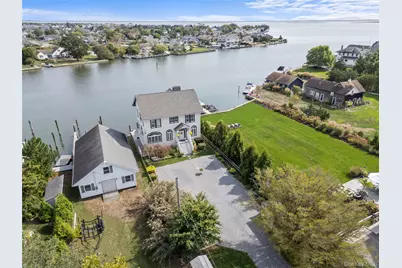 260 Ocean Avenue, Amityville, NY 11701 - Photo 5