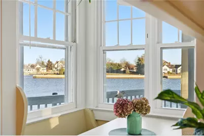 260 Ocean Avenue, Amityville, NY 11701 - Photo 21