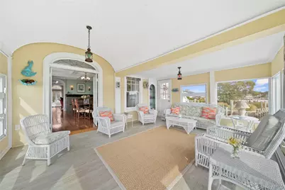 260 Ocean Avenue, Amityville, NY 11701 - Photo 11