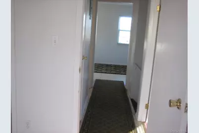 235 Fieldmere Street, Elmont, NY 11003 - Photo 11