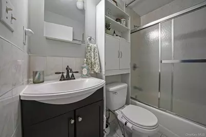 39 Debevoise Street, Brooklyn, NY 11206 - Photo 13