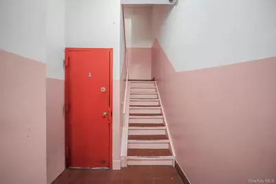 39 Debevoise Street, Brooklyn, NY 11206 - Photo 5