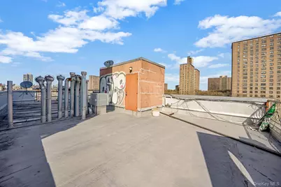 39 Debevoise Street, Brooklyn, NY 11206 - Photo 17