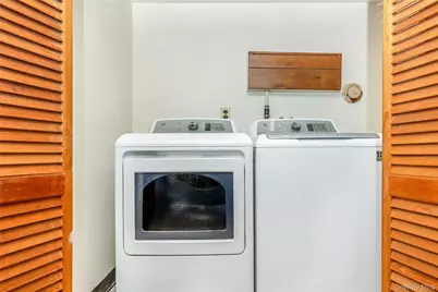 83 Kane Place, North Babylon, NY 11703 - Photo 23