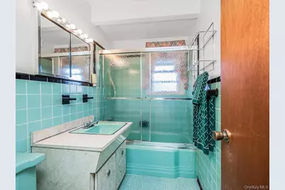 28 Moore Street, Hartsdale, NY 10530 - Photo 17