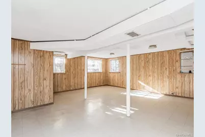 28 Moore Street, Hartsdale, NY 10530 - Photo 21