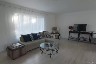 371 S River Road, Calverton, NY 11933 - Photo 7