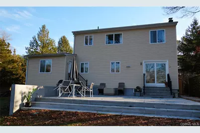 371 S River Road, Calverton, NY 11933 - Photo 5